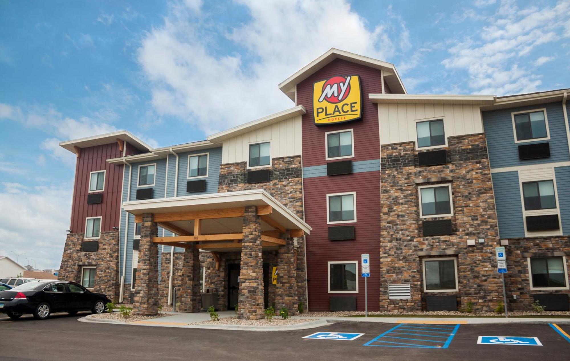 My Place Hotel-Jamestown, Nd Esterno foto